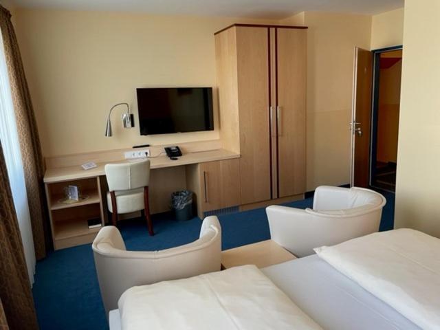 Hotel Apollo Garni Регенсбург Экстерьер фото