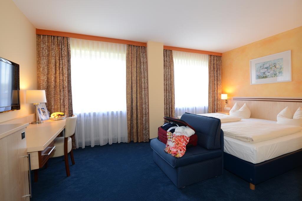 Hotel Apollo Garni Регенсбург Экстерьер фото